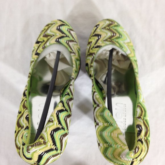Shoes of Soul-Final Price- Green Fabric Size 7 Platform Heels - Picture 9 of 11